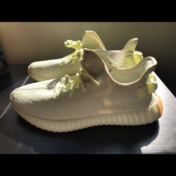 Yeezy 350 Butter - Picture 4 of 5